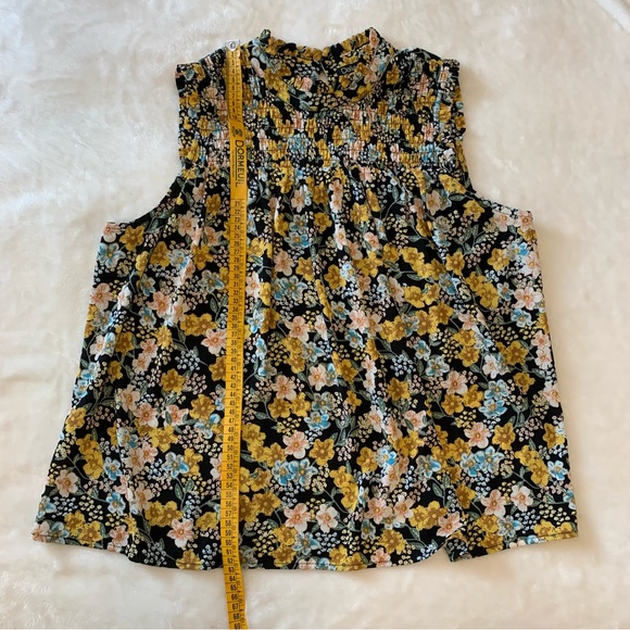 Dalia floral yellow and black blouse - Picture 7 of 7
